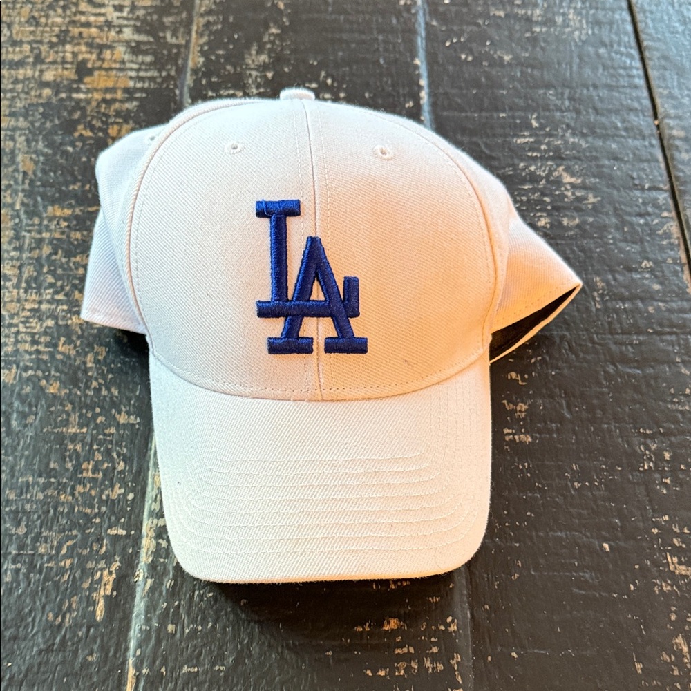 47 Brand LA Dodgers Baseball Embroidered Cap - White and BlueLA